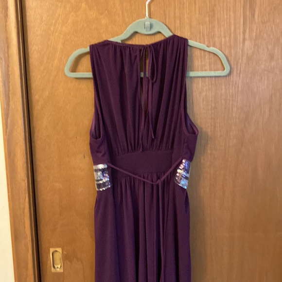 Halter style plum colored dress with sequin waist accent. Size 1x - Picture 4 of 4